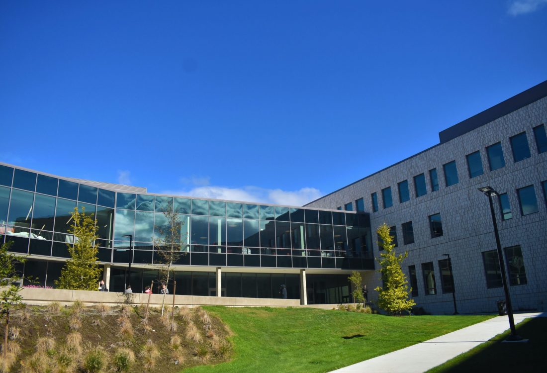 iroda és intézmény takarítás